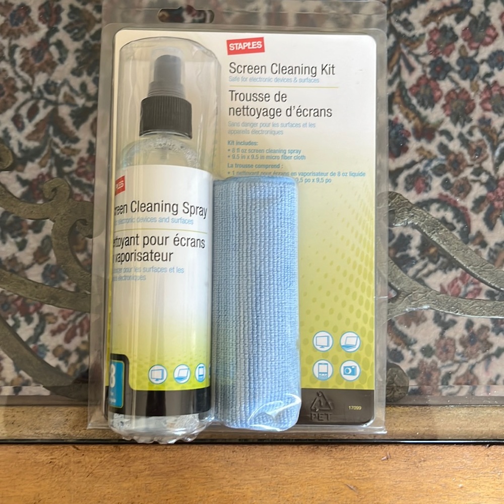 Screen Cleaning Kit - Picture 1 of 3